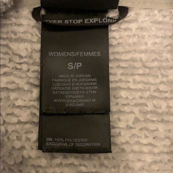 Soft and Cozy North Face Jacket - Picture 2 of 2